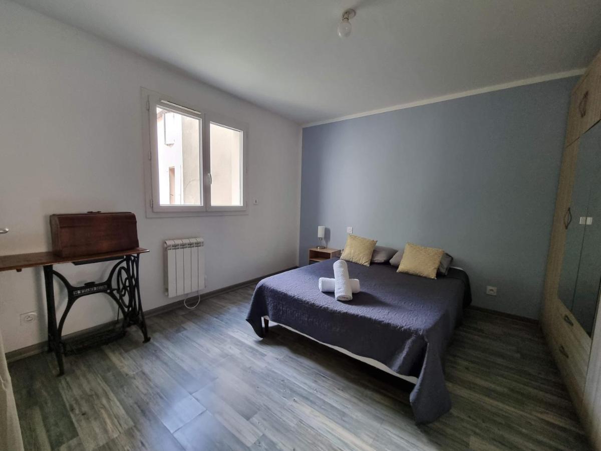 T2 Avec Terrasse 25M², Garage, Plein Centre-Ville Narbonne Kültér fotó